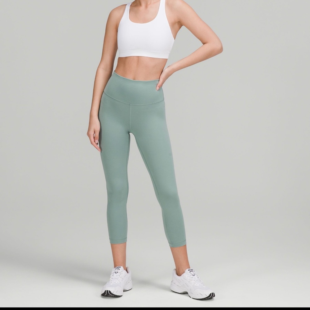 *rare* Lululemon Wunder Under High rise tight 25” in misty glade